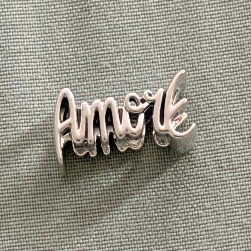 Authentic Amour Script Charm - Picture 3 of 5